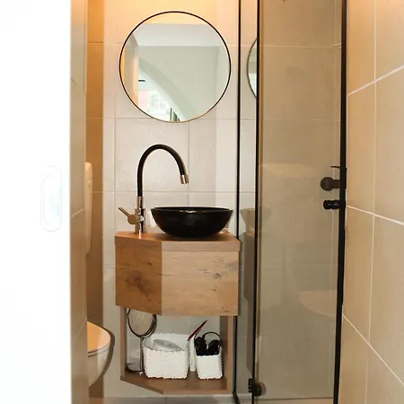 Lägenhet Apartma Alpaka Land